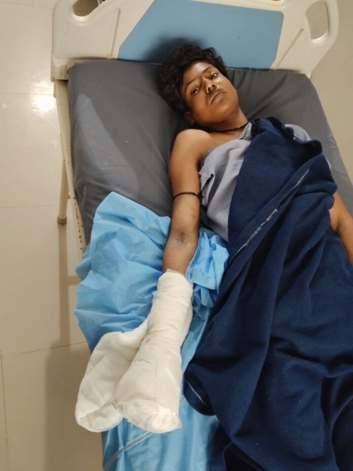 1b120ecb-27b5-4312-a698-9bf7d441295b