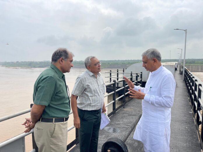 81fde1cb-aef7-45c8-8805-75e5de0cc9ea