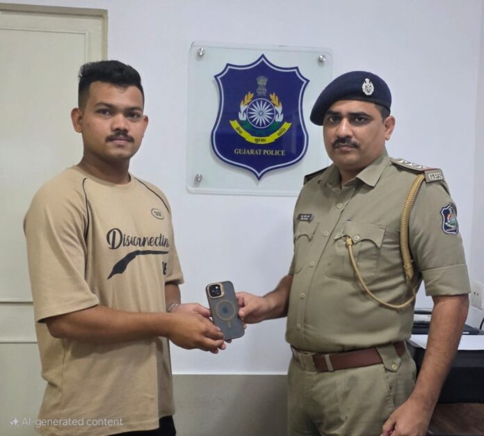 0579743f-36f4-4123-bfc0-d607b9e9666b