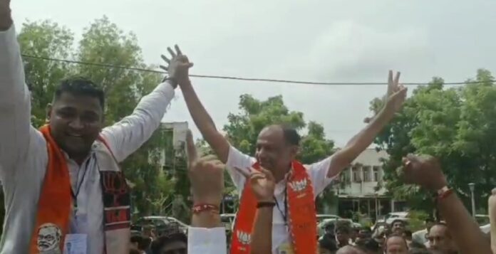 3e283ab6-2e4c-4a3b-a07c-ce3a02dd919c