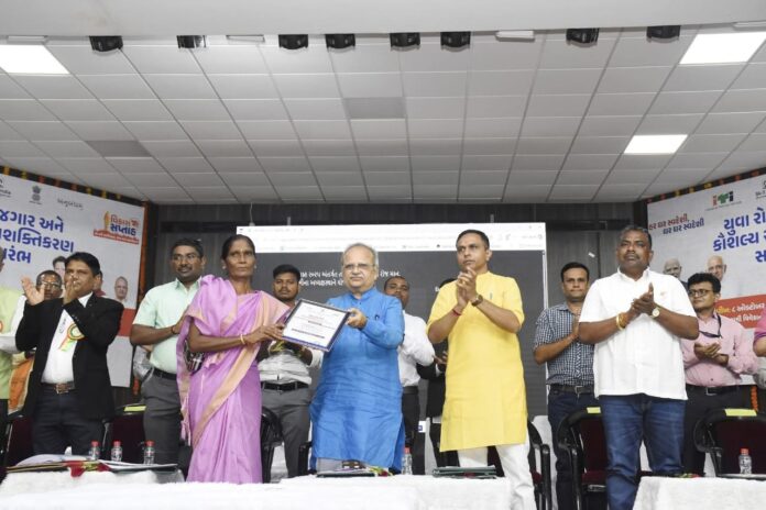 263bd300-6071-4f52-85b8-e39787a3d83b