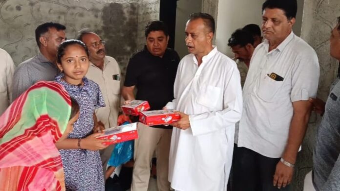 f216e372-a54f-4d3d-ae00-f305b824be3c