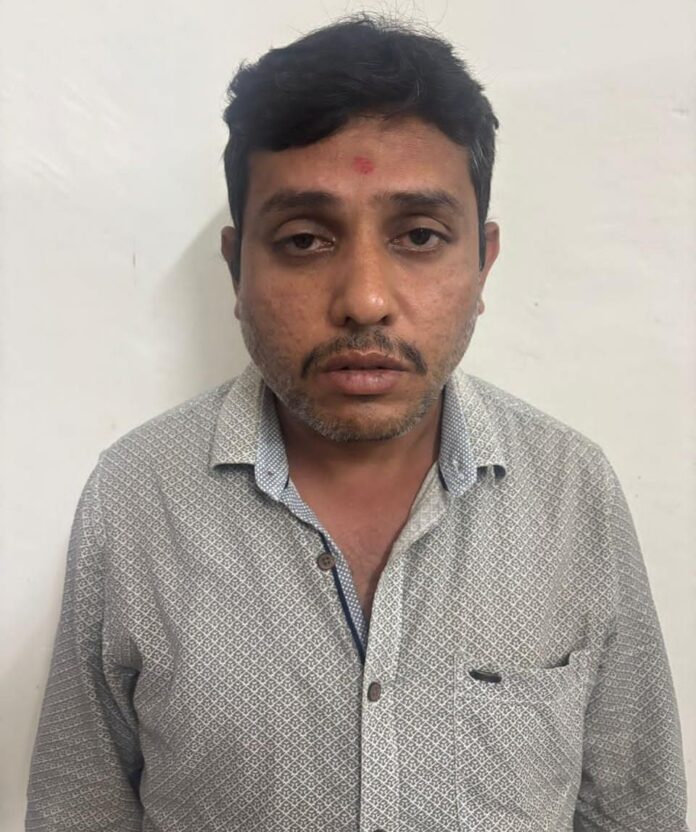 7c1d3ba7-db73-4dc9-9b7a-ccddbce3165e