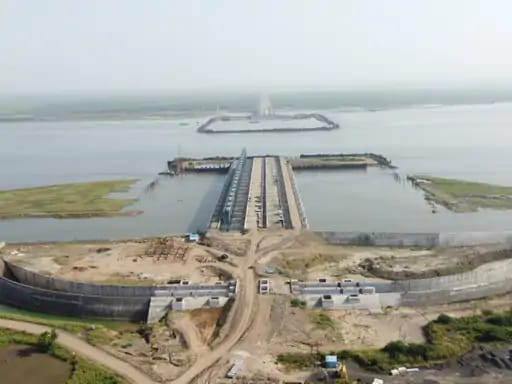 de477ce9-6889-405a-a48e-5fa88439a6fc